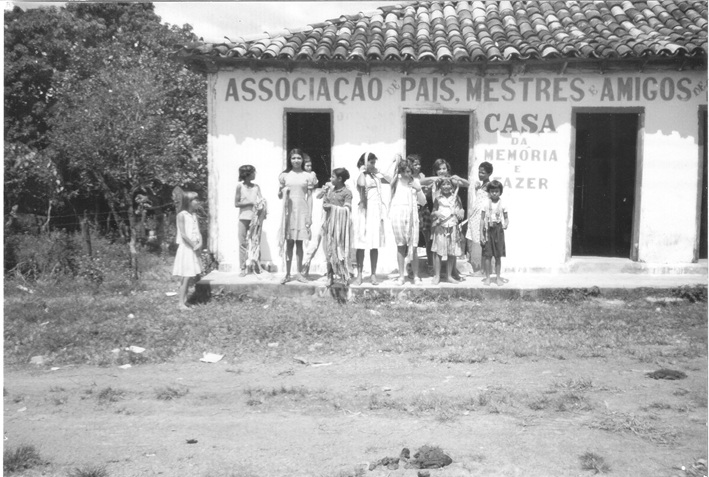 Imagem da peça 0015- Associação de Pais e Mestres