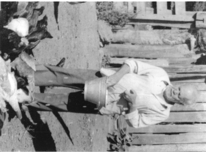 Imagem da peça 0053- Sr. Geminiano na fazenda